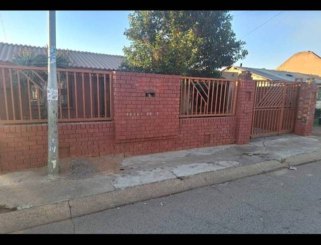 2 BEDROOM PROPERTY TO RENT IN ZOLA